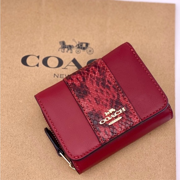 Coach Small Trifold Wallet In Colorblock - Picture 1 of 10